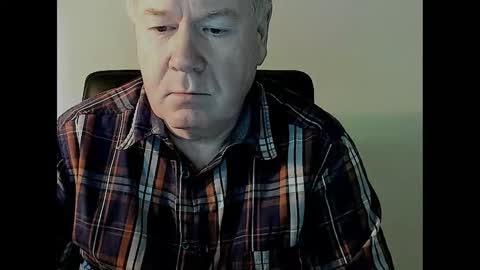 Snapshot of holgerhb53 chatting on 02-21-25, 10:17 Holger online show from 02-21-25, 10:17