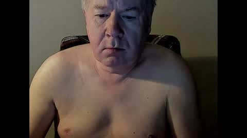 Snapshot of holgerhb53 chatting on 02-22-25, 03:58 Holger online show from 02-22-25, 03:58