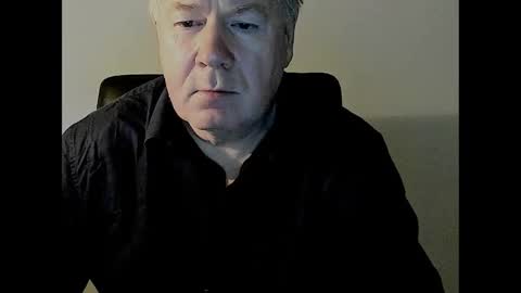 Snapshot of holgerhb53 chatting on 02-26-25, 09:32 Holger online show from 02-26-25, 09:32