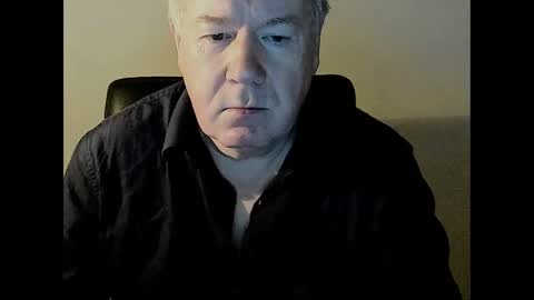 Snapshot of holgerhb53 chatting on 02-28-25, 05:48 Holger online show from 02-28-25, 05:48