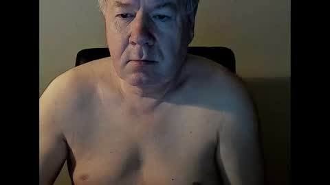 Snapshot of holgerhb53 chatting on 03-03-25, 01:21 Holger online show from 03-03-25, 01:21