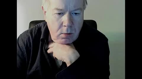 Snapshot of holgerhb53 chatting on 03-03-25, 10:49 Holger online show from 03-03-25, 10:49