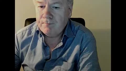 Snapshot of holgerhb53 chatting on 03-07-25, 03:39 Holger online show from 03-07-25, 03:39
