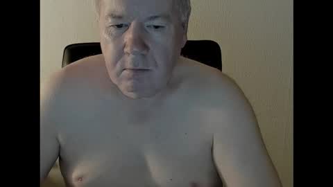 Snapshot of holgerhb53 chatting on 09-09-25, 03:50 Holger online show from 09-09-25, 03:50