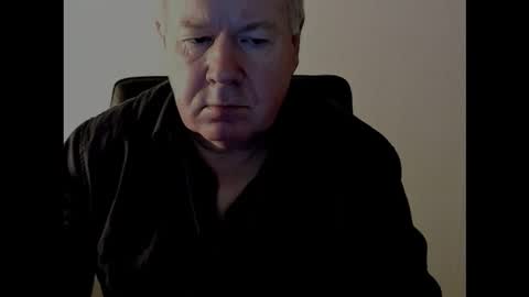 Snapshot of holgerhb53 chatting on 09-17-25, 02:41 Holger online show from 09-17-25, 02:41