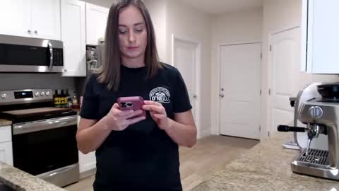 Holi Hurricane online show from 03-15-26, 02:50