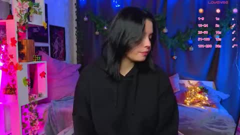 Lux online show from 11-23-25, 05:13