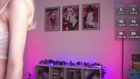 Holli online show from 02-01-25, 07:02