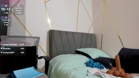 Snapshot of holly__milk chatting on 01-21-25, 03:37 Laura Hey GuysI have more 40 videos FULL MILK Of Hollymilk1 online show from 01-21-25, 03:37