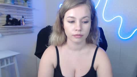 Holly online show from 01-14-25, 09:35