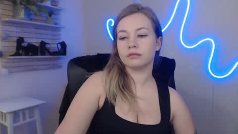 Holly online show from 01-17-25, 06:36