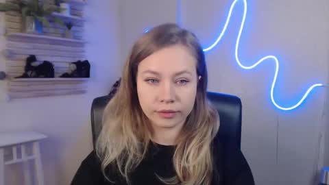 Holly online show from 03-10-25, 12:29