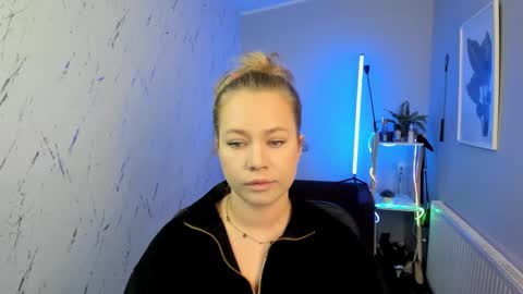 Holly online show from 10-01-25, 05:19