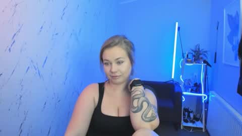 Holly online show from 10-13-25, 05:02