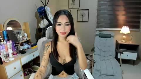 Snapshot of holly_cassandra chatting on 02-27-26, 05:35 holly_cassandra online show from 02-27-26, 05:35