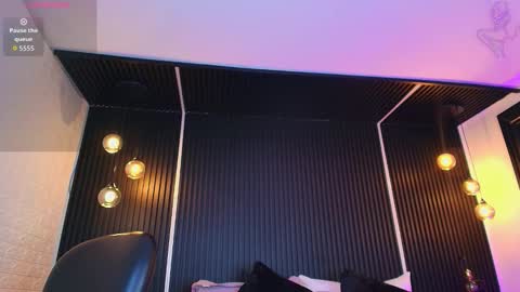 April online show from 10-24-25, 08:49