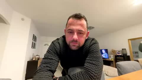 hollyandelon online show from 01-16-26, 02:15