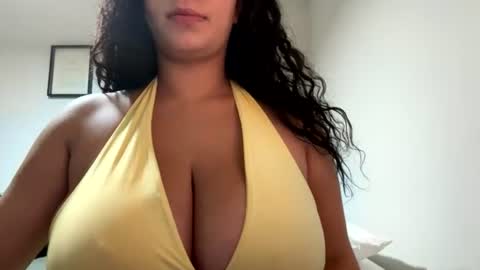 Snapshot of hollykoff chatting on 07-04-26, 01:28 space online show from 07-04-26, 01:28