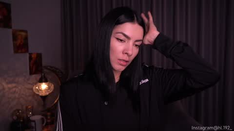 Holly Linder online show from 12-04-24, 04:43