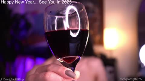 Holly Linder online show from 12-28-24, 05:23