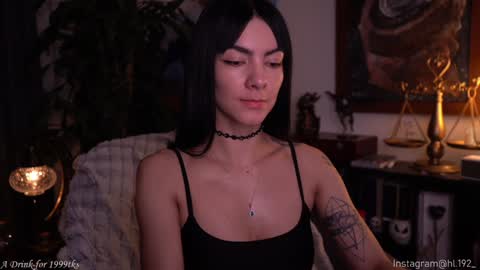 Holly Linder online show from 02-02-25, 05:10