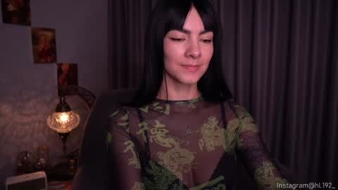 Holly Linder online show from 02-06-25, 05:03