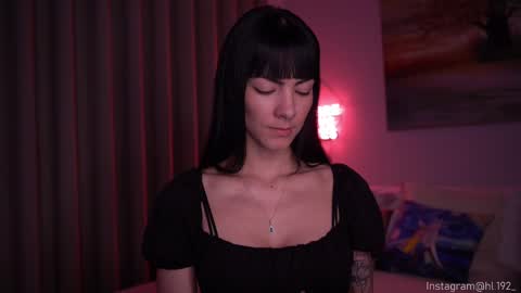 Holly Linder online show from 02-13-25, 04:54