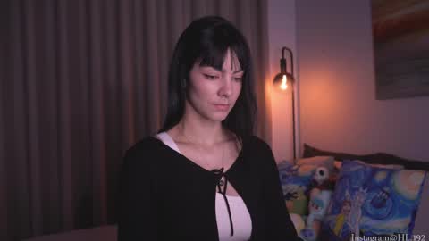 Holly Linder online show from 11-23-25, 02:33