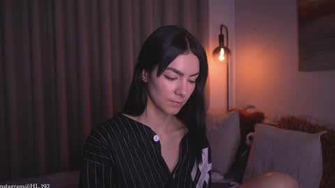 Holly Linder online show from 04-01-26, 02:01