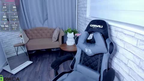 Holly online show from 10-19-25, 08:26