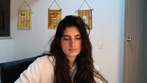 hollyshit_ online show from 10-30-25, 01:18