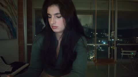 hollyshit_ online show from 11-16-25, 12:27