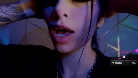 Snapshot of hollyxx_ chatting on 02-02-26, 06:17 holly online show from 02-02-26, 06:17