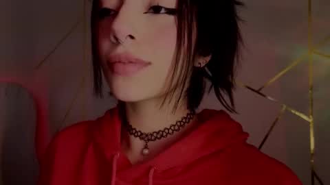 Snapshot of hollyxx_ chatting on 02-08-26, 06:11 holly online show from 02-08-26, 06:11