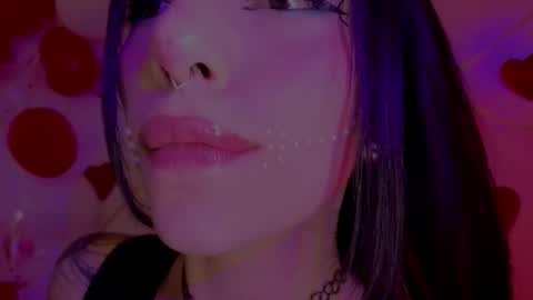 Snapshot of hollyxx_ chatting on 02-20-26, 03:14 holly online show from 02-20-26, 03:14