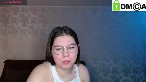 Welcome guys  Pleasure to see you all here  My name is MichaelaTip menu is active Private is open  online show from 02-03-25, 02:36