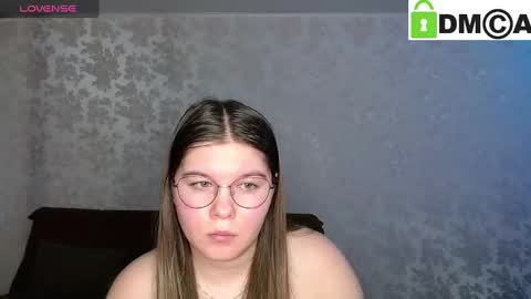 Welcome guys  Pleasure to see you all here  My name is MichaelaTip menu is active Private is open  online show from 02-03-25, 05:40