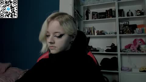 Snapshot of holy_mistresss chatting on 01-11-26, 09:58 holy_mistresss online show from 01-11-26, 09:58