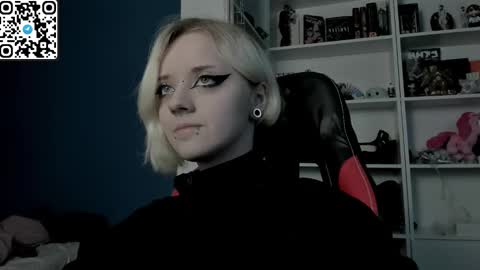 Snapshot of holy_mistresss chatting on 01-18-26, 11:03 holy_mistresss online show from 01-18-26, 11:03