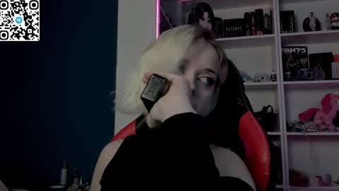 Snapshot of holy_mistresss chatting on 02-07-26, 10:19 holy_mistresss online show from 02-07-26, 10:19