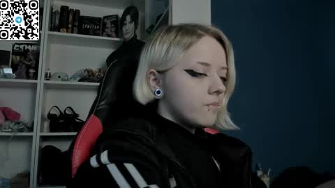 Snapshot of holy_mistresss chatting on 02-13-26, 09:49 holy_mistresss online show from 02-13-26, 09:49