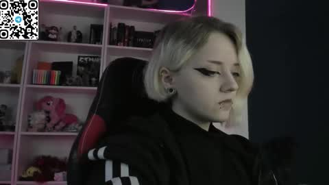 Snapshot of holy_mistresss chatting on 02-21-26, 09:43 holy_mistresss online show from 02-21-26, 09:43