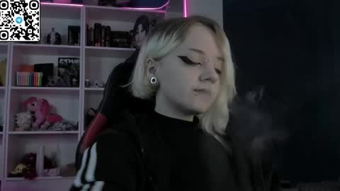 Snapshot of holy_mistresss chatting on 02-27-26, 09:42 holy_mistresss online show from 02-27-26, 09:42