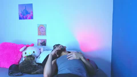      online show from 11-29-25, 05:38