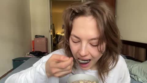 dori not holy get my tg channel with link from description under last photo online show from 02-26-25, 09:21