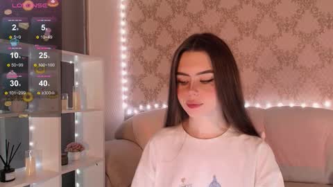 Mia online show from 11-22-25, 03:27