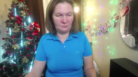 Snapshot of holymilfa chatting on 12-18-24, 01:56 holymilfa online show from 12-18-24, 01:56