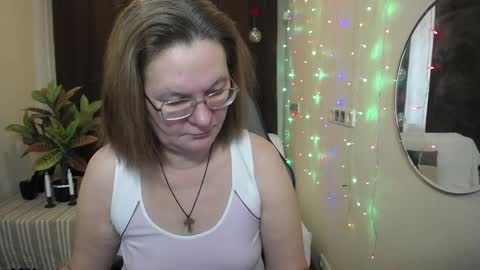 Snapshot of holymilfa chatting on 01-24-25, 08:02 holymilfa online show from 01-24-25, 08:02