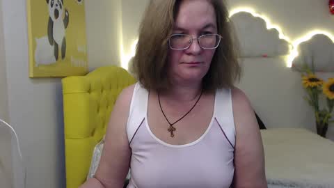 Snapshot of holymilfa chatting on 02-07-25, 05:18 holymilfa online show from 02-07-25, 05:18