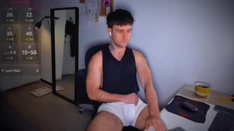 Snapshot of honestandrew chatting on 02-12-26, 08:09 Andrew online show from 02-12-26, 08:09